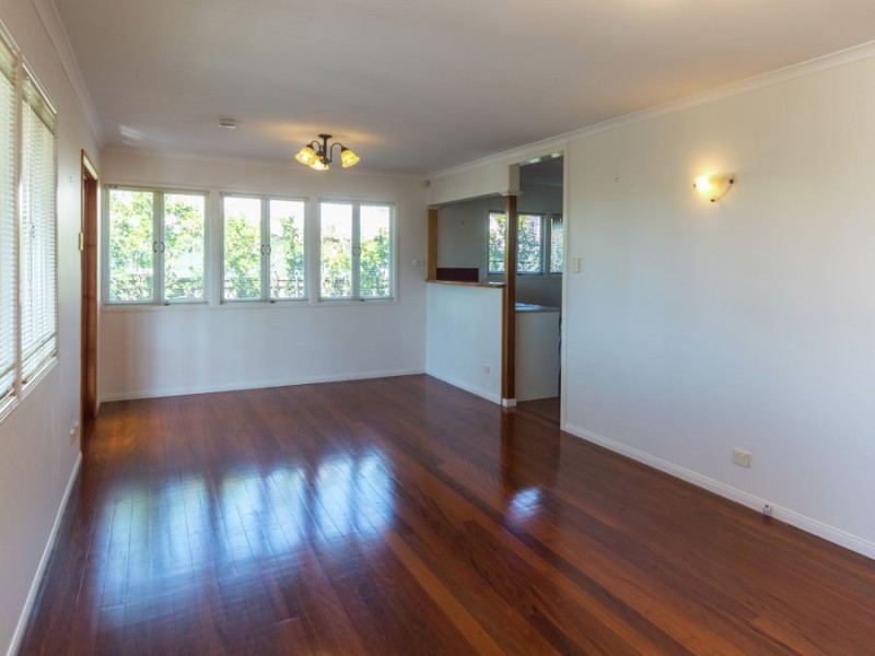 51 Bonneville Street, Holland Park West QLD 4121