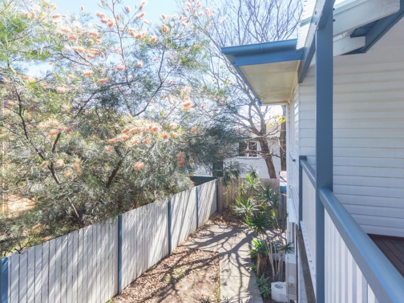 51 Bonneville Street, Holland Park West QLD 4121