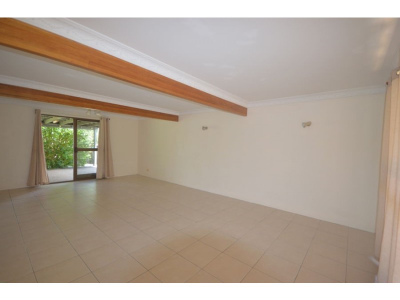 10 Calanda Street, Wishart QLD 4122