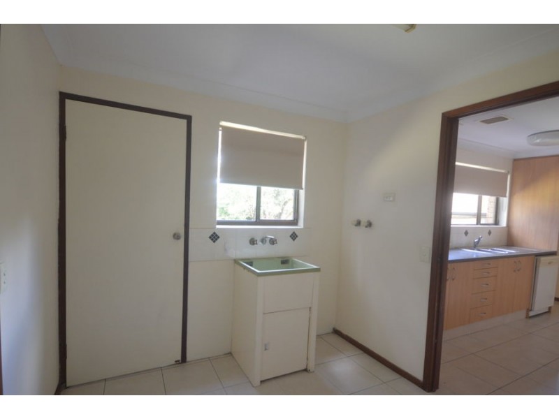 10 Calanda Street, Wishart QLD 4122
