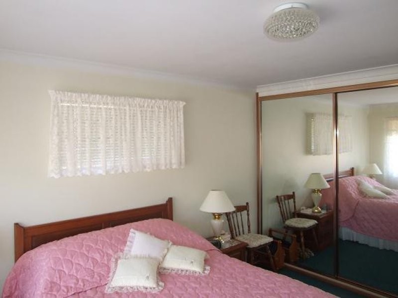 39 Dirkala Street, Mansfield QLD 4122