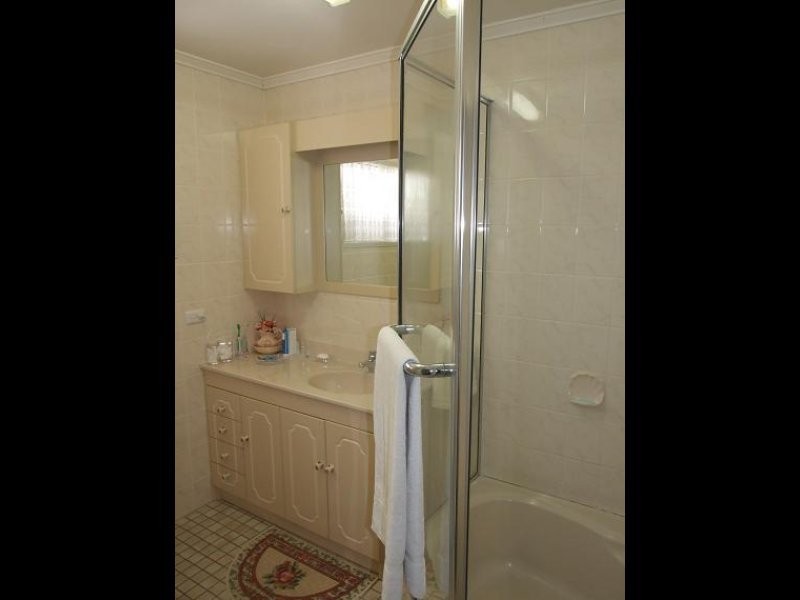 39 Dirkala Street, Mansfield QLD 4122