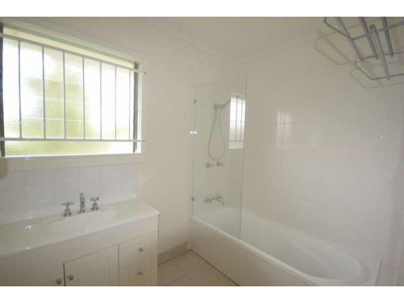 12 Biplex Street, Mansfield QLD 4122