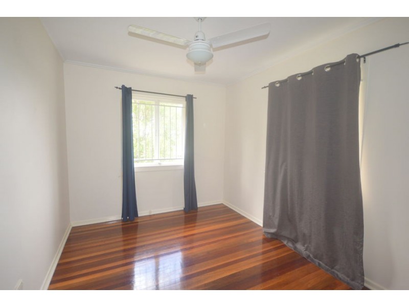 12 Biplex Street, Mansfield QLD 4122