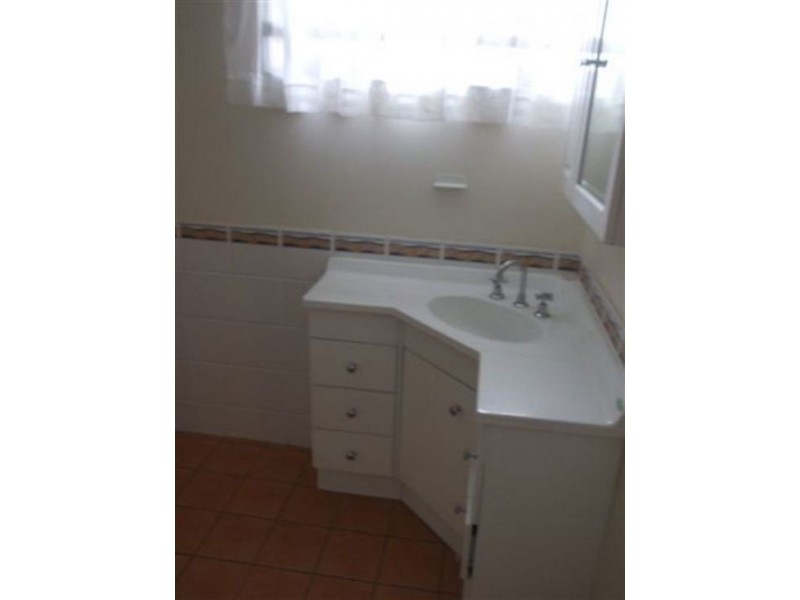 72 Pareena Crescent, Mansfield QLD 4122