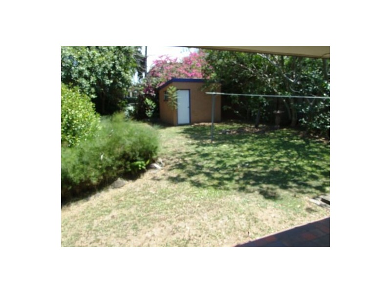 77 Nujooloo Road, Slacks Creek QLD 4127