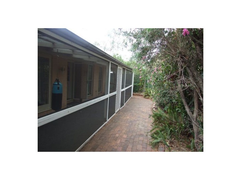 3 Winthrop Street, Wishart QLD 4122