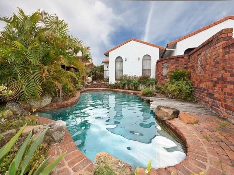 11 Calanda Street, Wishart QLD 4122