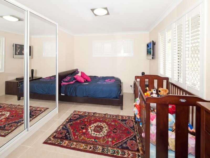 10 Hagen Street, Upper Mount Gravatt QLD 4122