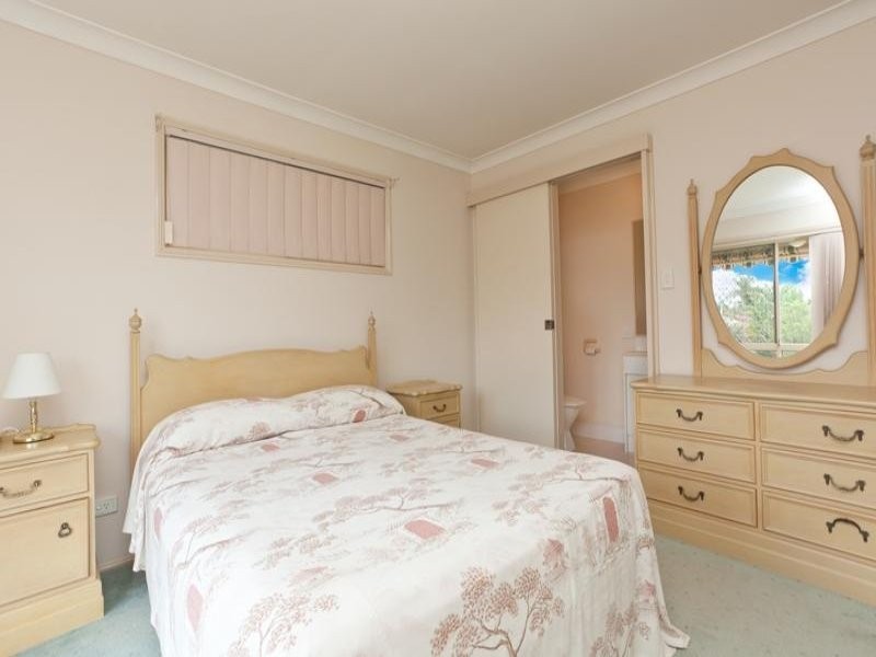 39 Blue Grass Crescent, Eight Mile Plains QLD 4113