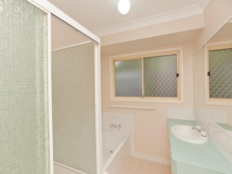 39 Blue Grass Crescent, Eight Mile Plains QLD 4113