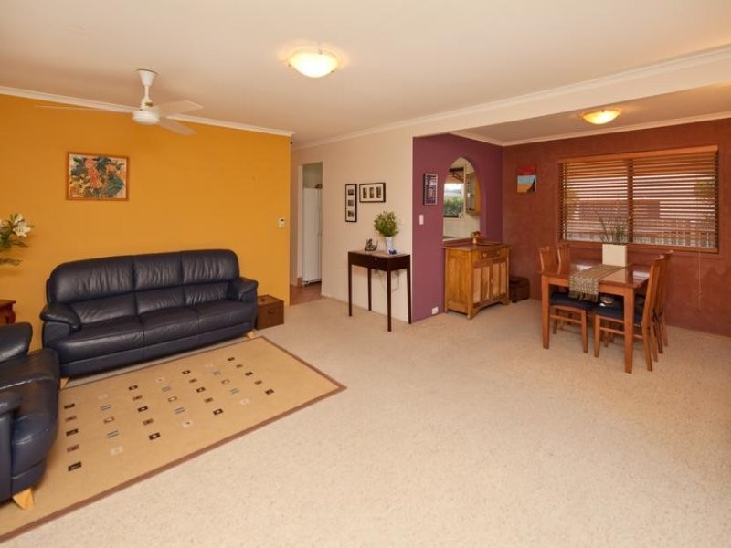 37 Barcelona Street, Wishart QLD 4122