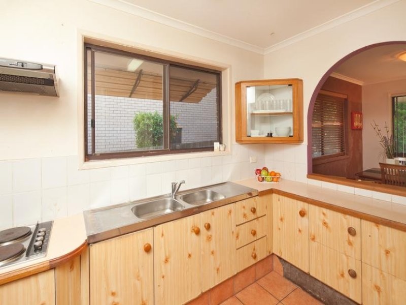 37 Barcelona Street, Wishart QLD 4122