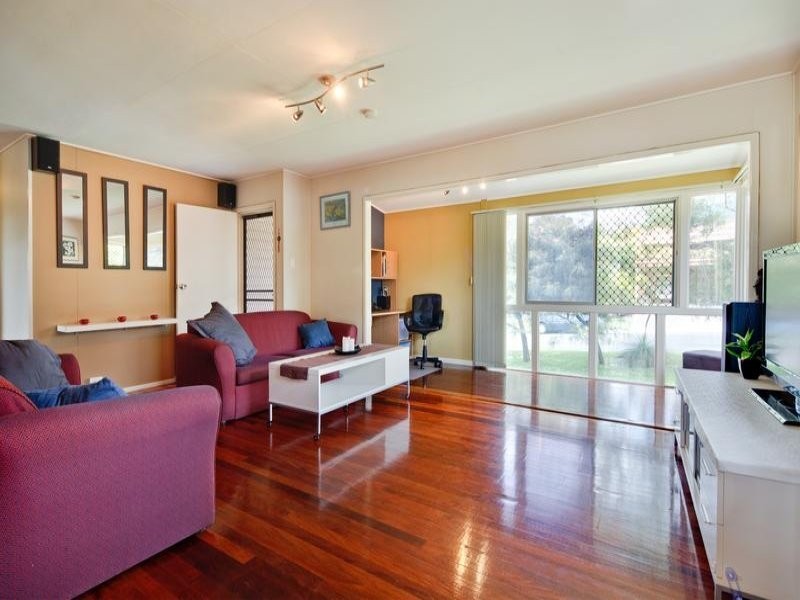 5 Effra Street, Wishart QLD 4122