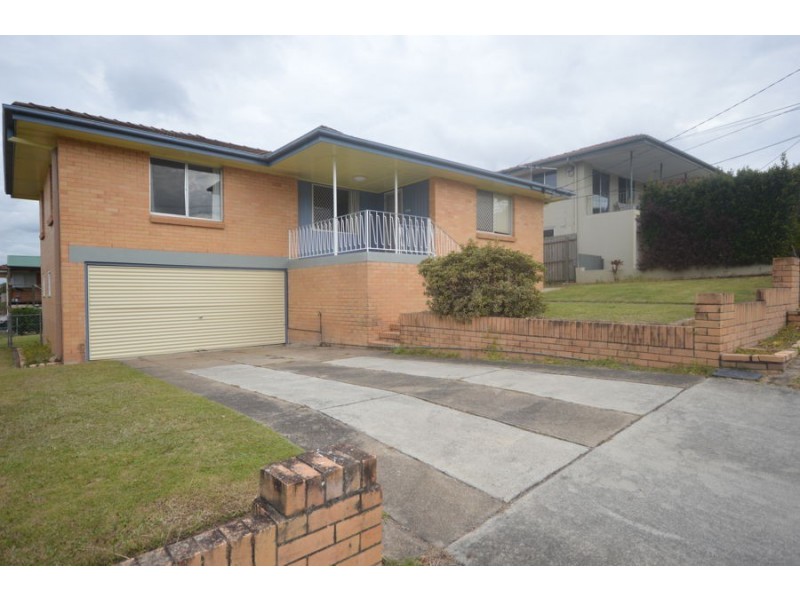 12 Dirkala Street, Mansfield QLD 4122
