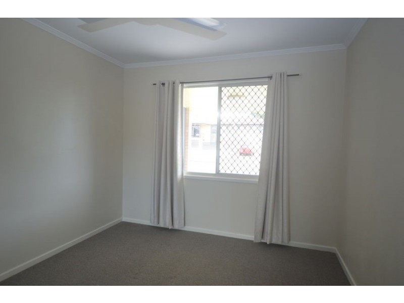 12 Dirkala Street, Mansfield QLD 4122