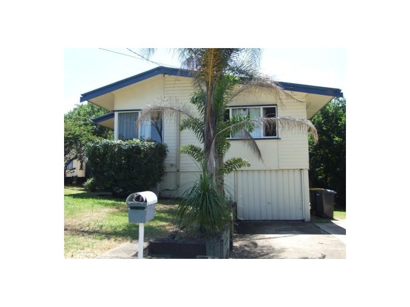 387 Newnham Rd, Upper Mount Gravatt QLD 4122