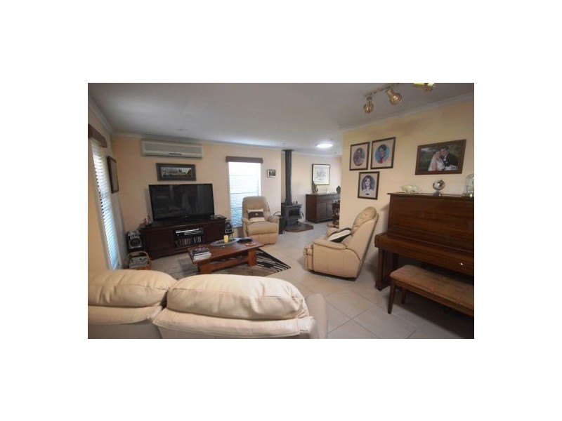 24 Chelva Street, Wishart QLD 4122