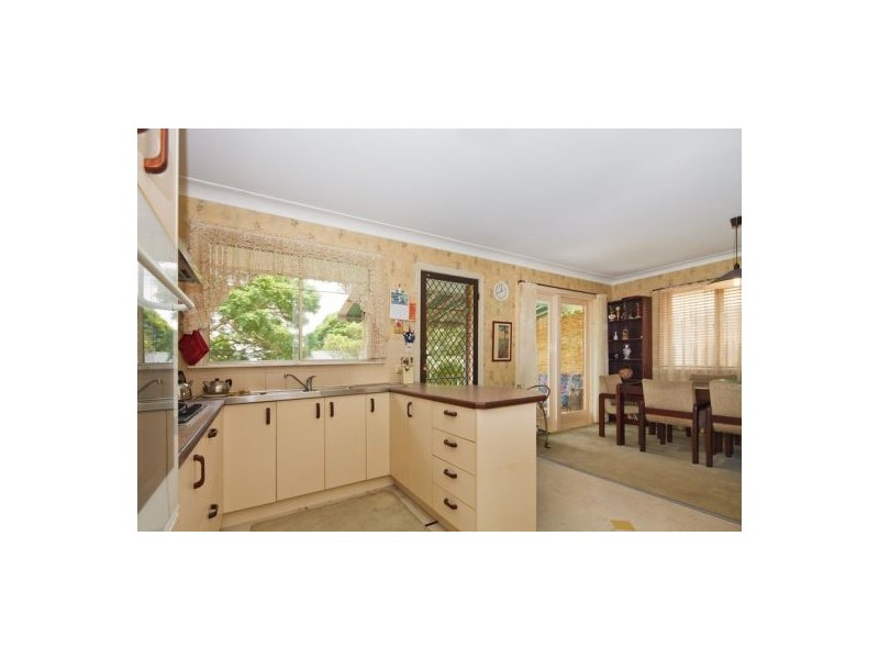 12 Balloch Street, Wishart QLD 4122