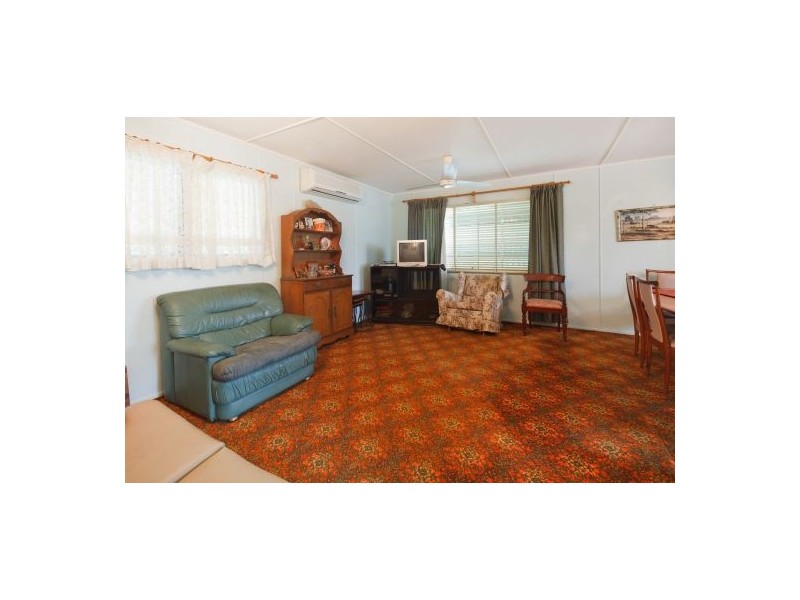 2 Tivela Street, Mansfield QLD 4122