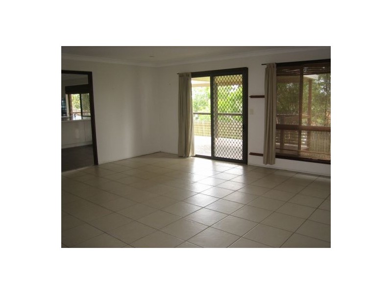 5 Saville Street, Eight Mile Plains QLD 4113