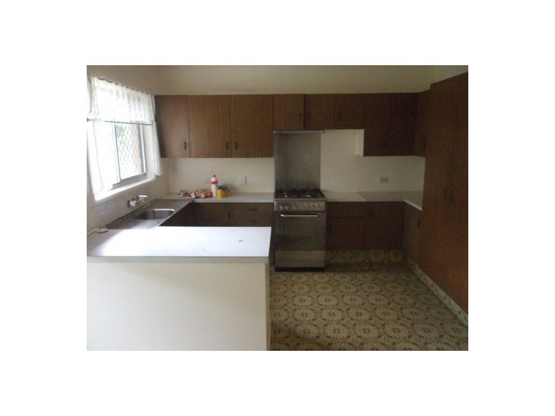 18 Justice St, Wishart QLD 4122