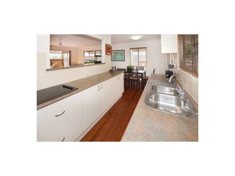 37 Denton Street, Wishart QLD 4122