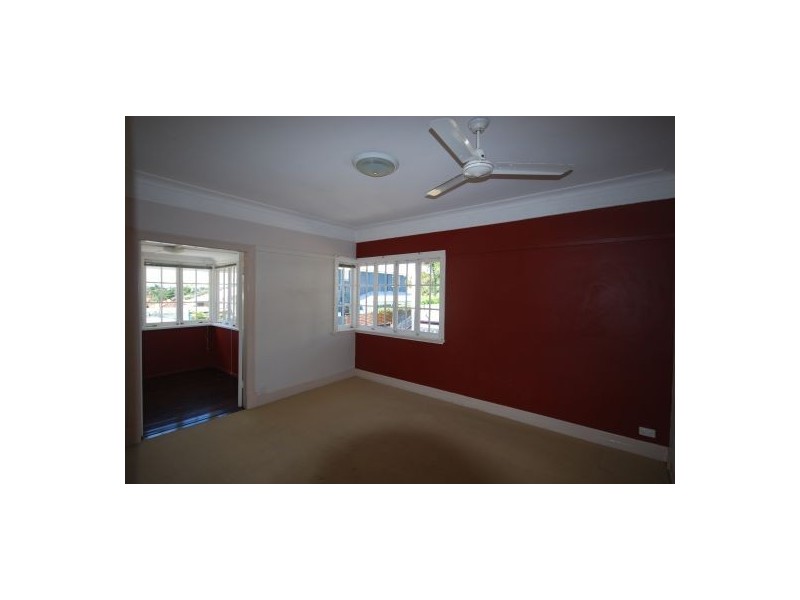 26 Wishart Road, Wishart QLD 4122