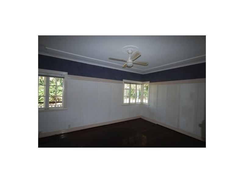 26 Wishart Road, Wishart QLD 4122