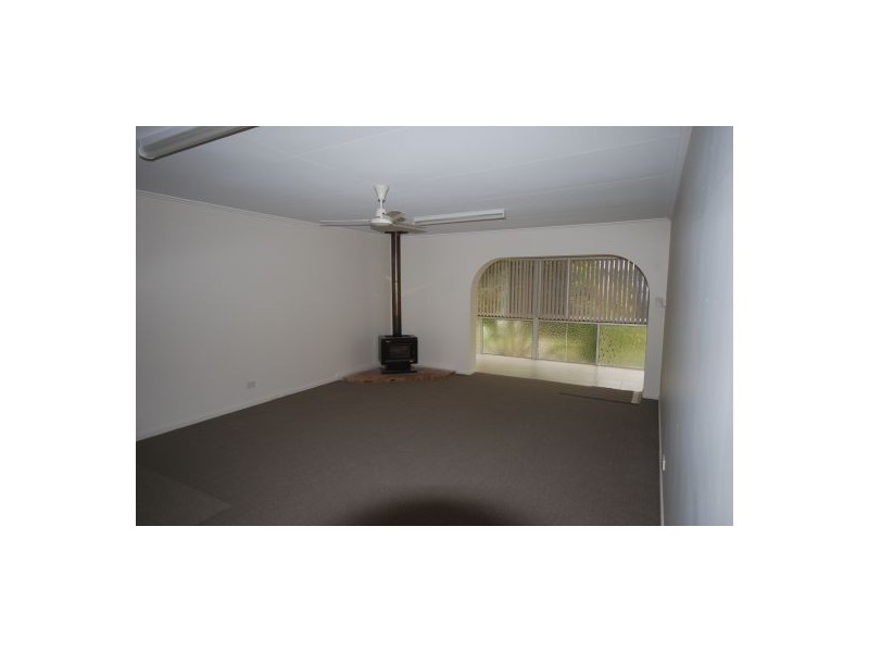 4 Tegula St, Mansfield QLD 4122