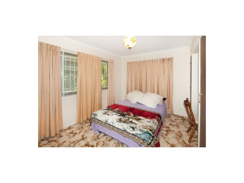 2 Naples Street, Wishart QLD 4122