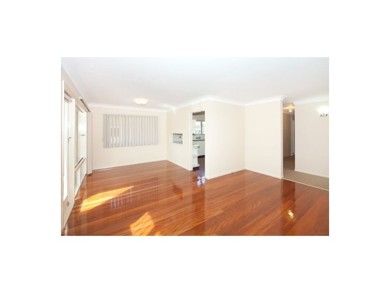 237 Broadwater Road, Mansfield QLD 4122