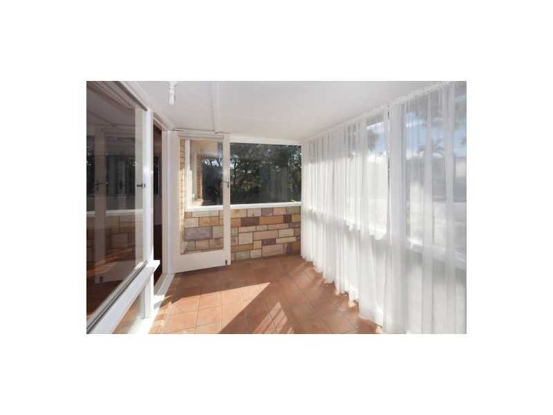 237 Broadwater Road, Mansfield QLD 4122