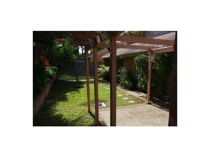 Unit 2/5 Pasley Street, Wishart QLD 4122