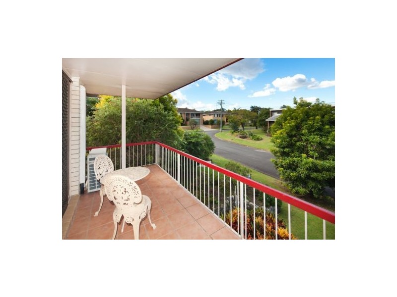 16 Fernshaw Street, Macgregor QLD 4109