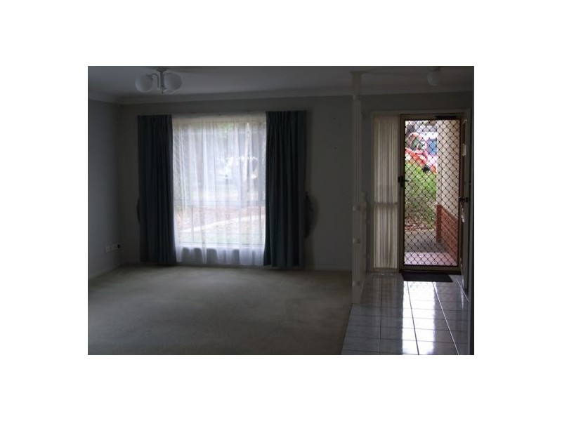 8 Larrell Close, Eight Mile Plains QLD 4113