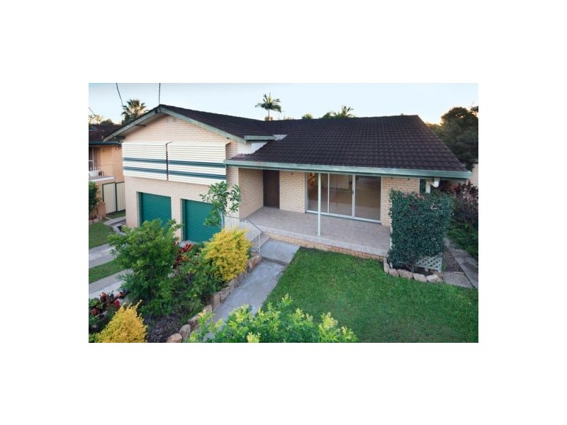 8 Colombo Street, Wishart QLD 4122