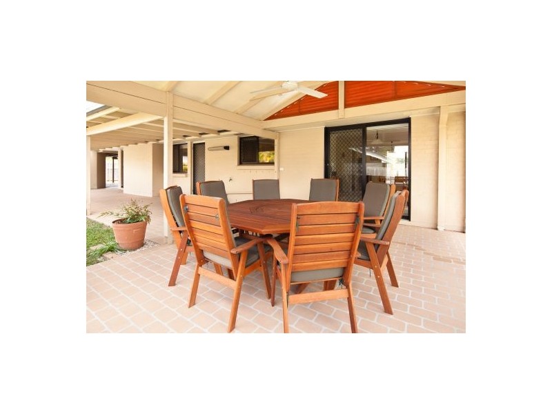 37 Redpath Street, Wishart QLD 4122