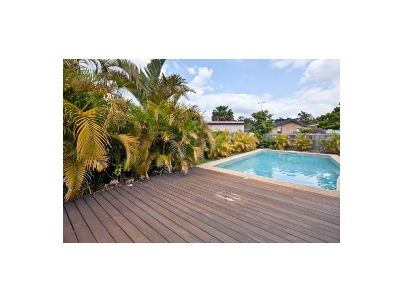 37 Redpath Street, Wishart QLD 4122