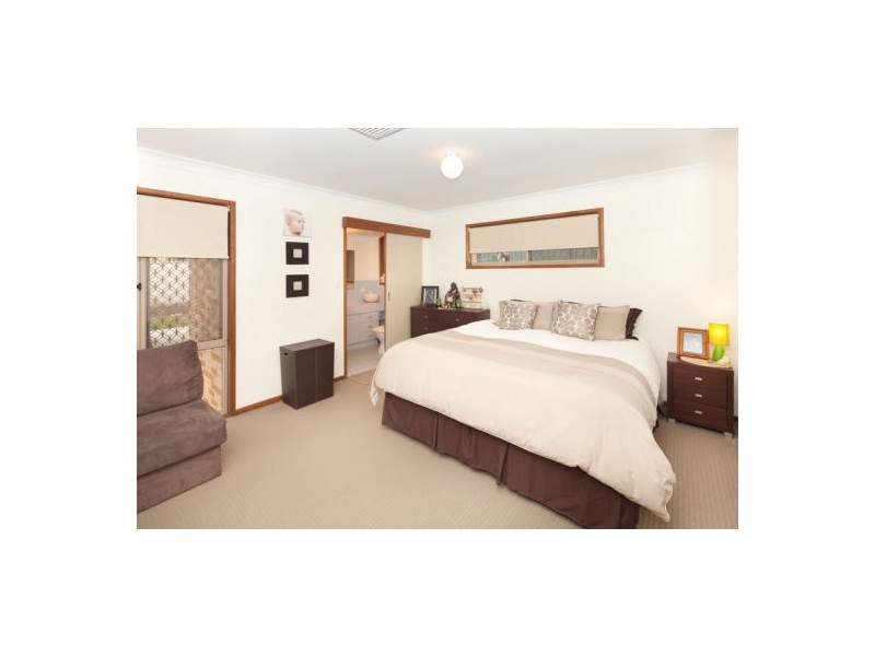 46  Barcelona Street, Wishart QLD 4122