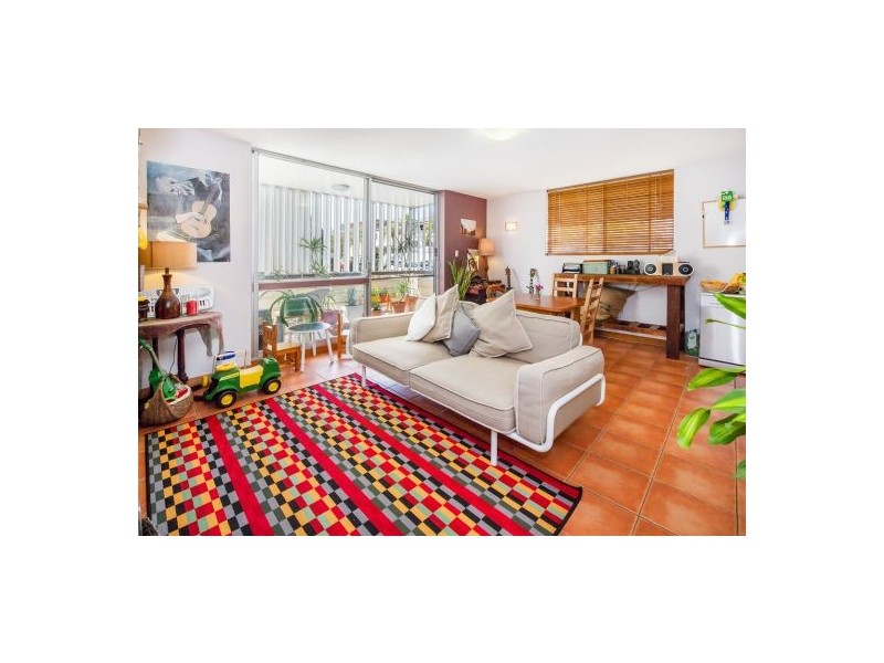 1/25 Rialto Street, Coorparoo QLD 4151