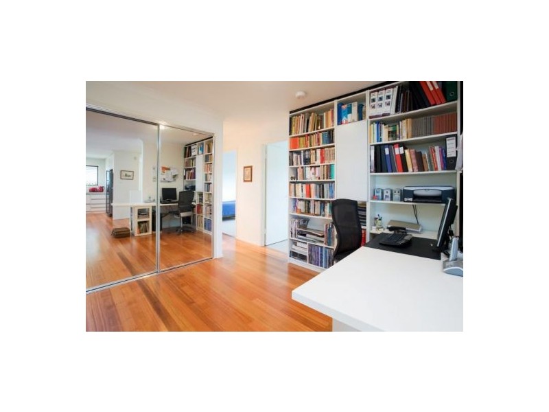 27 Panama St, Wishart QLD 4122