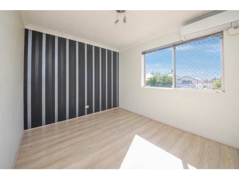 1/47 Ellis Street, Greenslopes QLD 4120