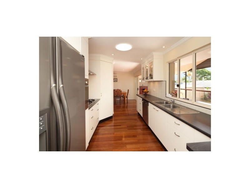 3 Bramwell Street, Eight Mile Plains QLD 4113