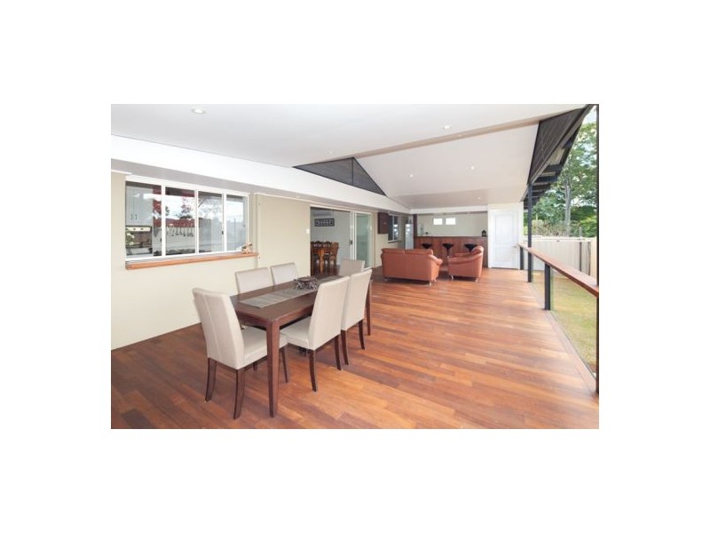 3 Bramwell Street, Eight Mile Plains QLD 4113