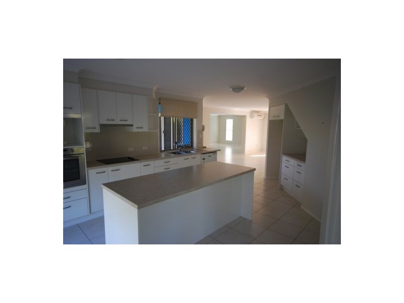 45 Banika Street, Mansfield QLD 4122