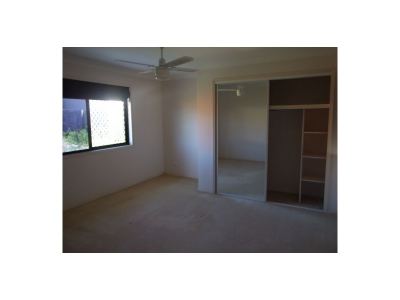 1 Vaucluse Place, Mansfield QLD 4122