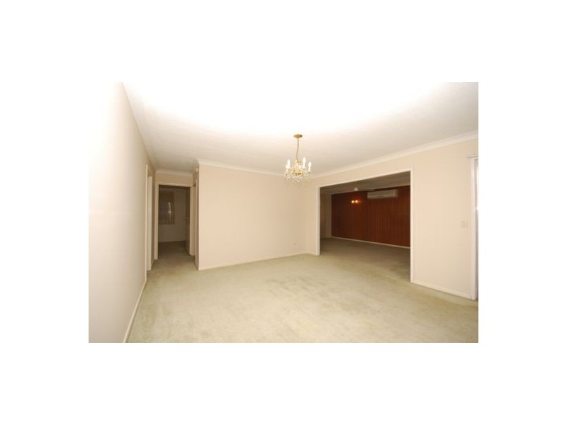 19 Lilyvale Street, Mansfield QLD 4122