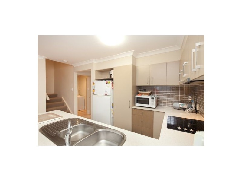 Unit 1 20 Calonne Street, Upper Mount Gravatt QLD 4122