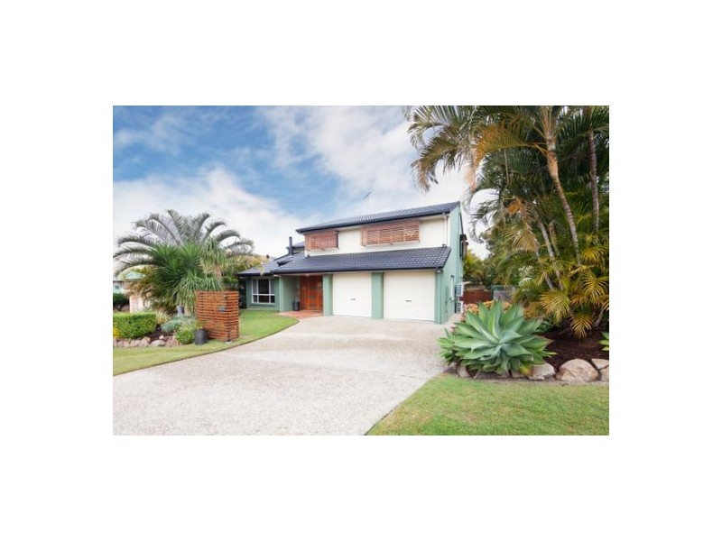 17 Linfield Street, Mansfield QLD 4122